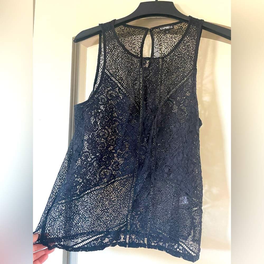 Express - Large - Black Tank Top